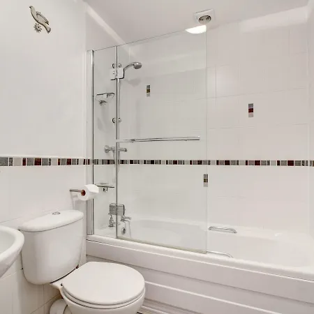 Luxe Holiday In On Windermere Near Lake Holiday home